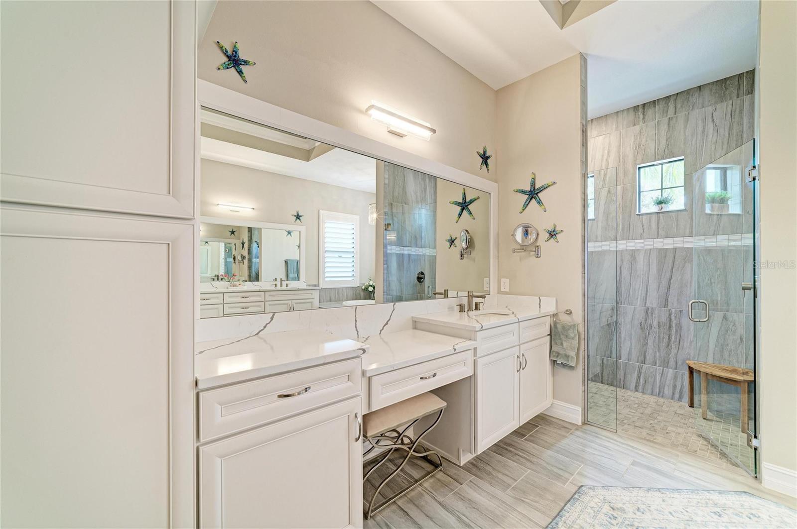 Image 59 of 100 For 296 Maraviya Boulevard