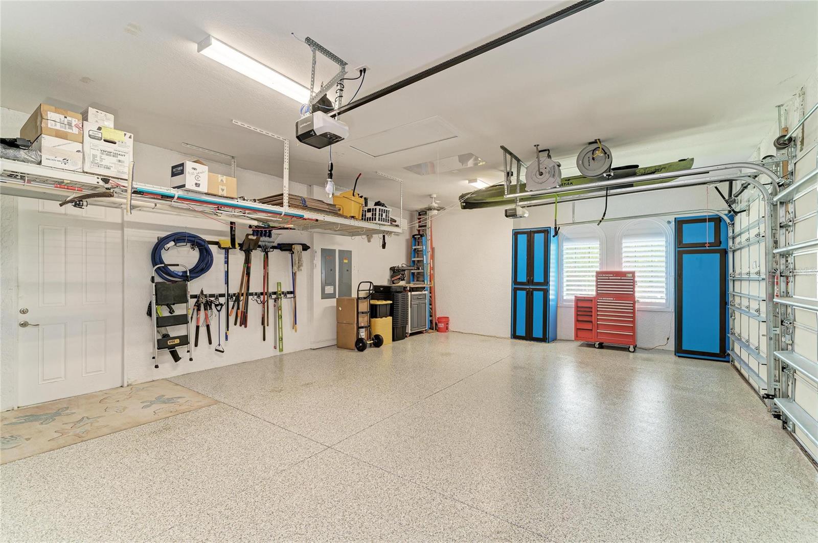 Image 73 of 100 For 296 Maraviya Boulevard