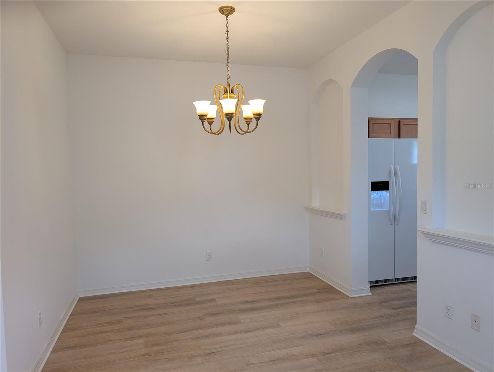 Image 5 of 16 For 1076 Jonah Drive