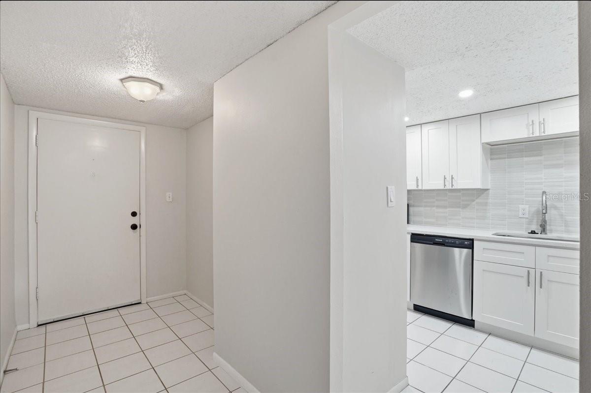 Image 9 of 30 For 3700 Osprey Avenue 115