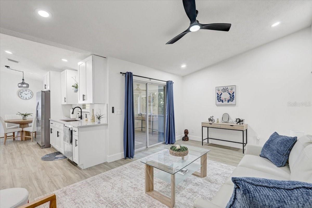 Image 16 of 42 For 6505 64th Lane E