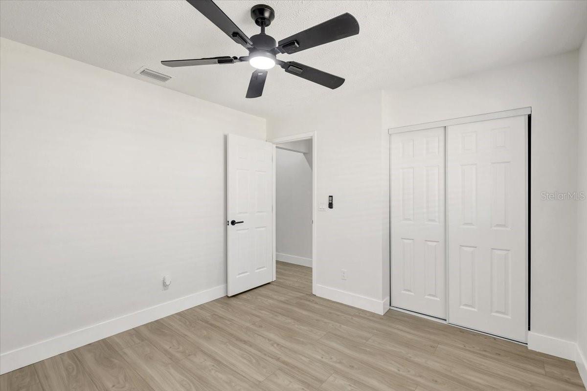 Image 27 of 42 For 6505 64th Lane E