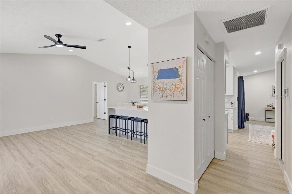 Image 7 of 42 For 6505 64th Lane E