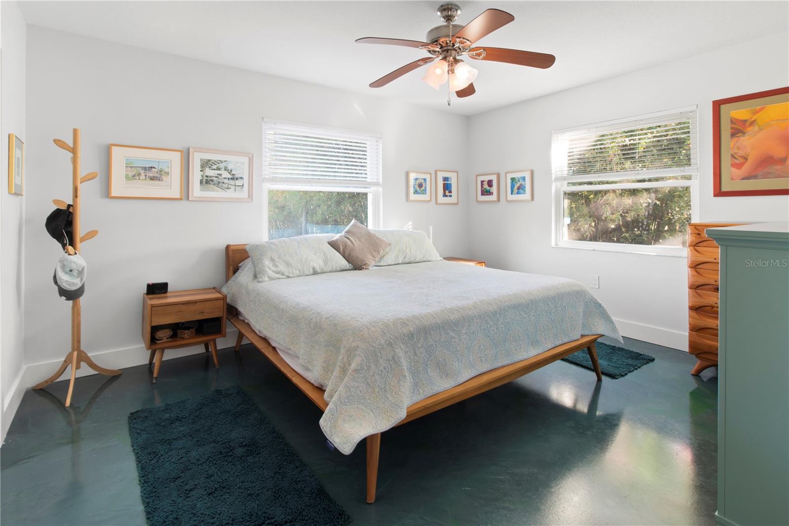 Image 22 of 33 For 2101 27th Avenue Boulevard W