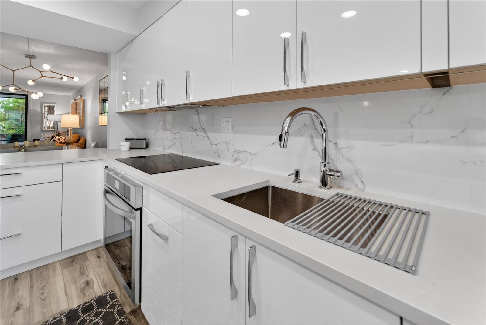 Image 12 of 64 For 828 Bayport Way 828