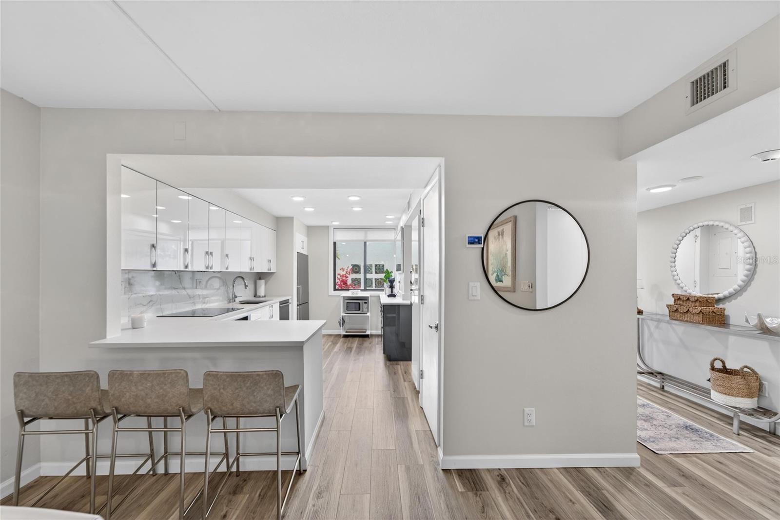 Image 14 of 64 For 828 Bayport Way 828