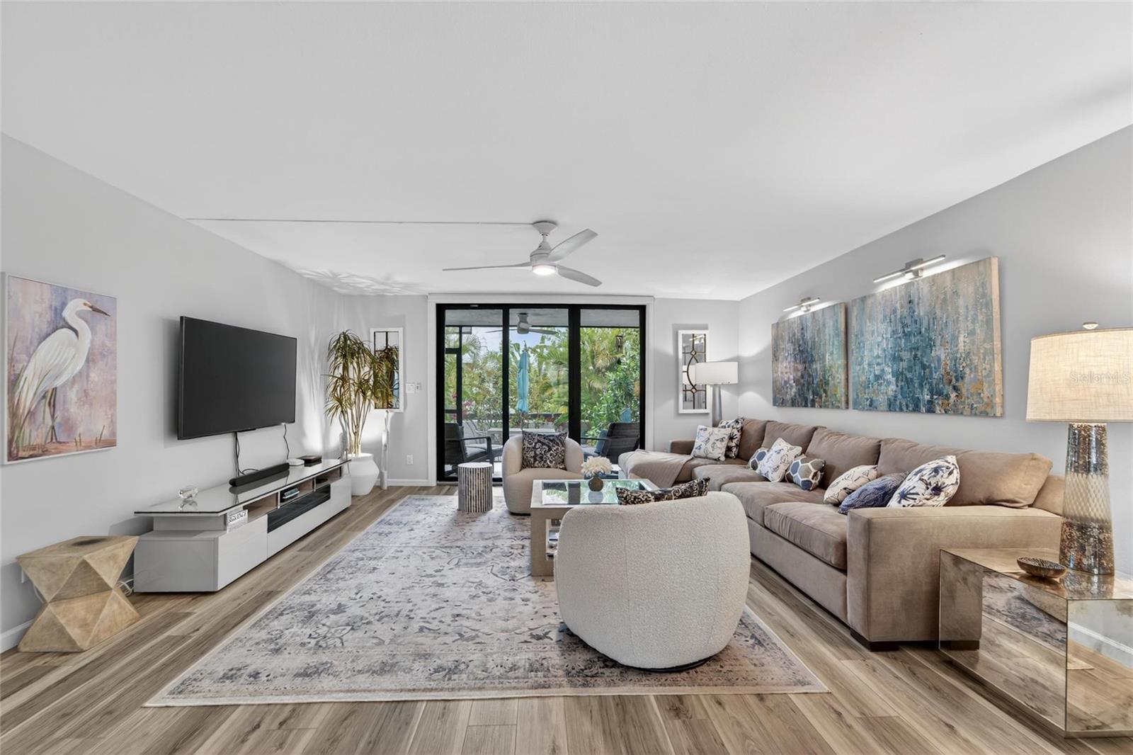 Image 18 of 64 For 828 Bayport Way 828