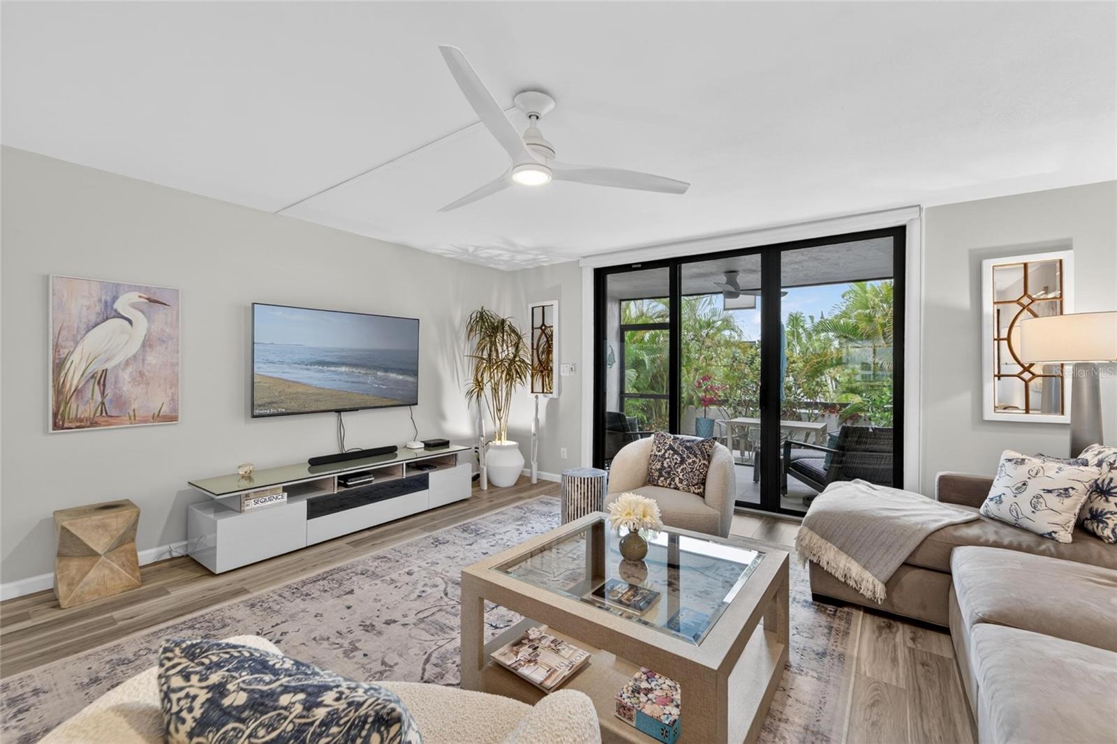 Image 19 of 64 For 828 Bayport Way 828