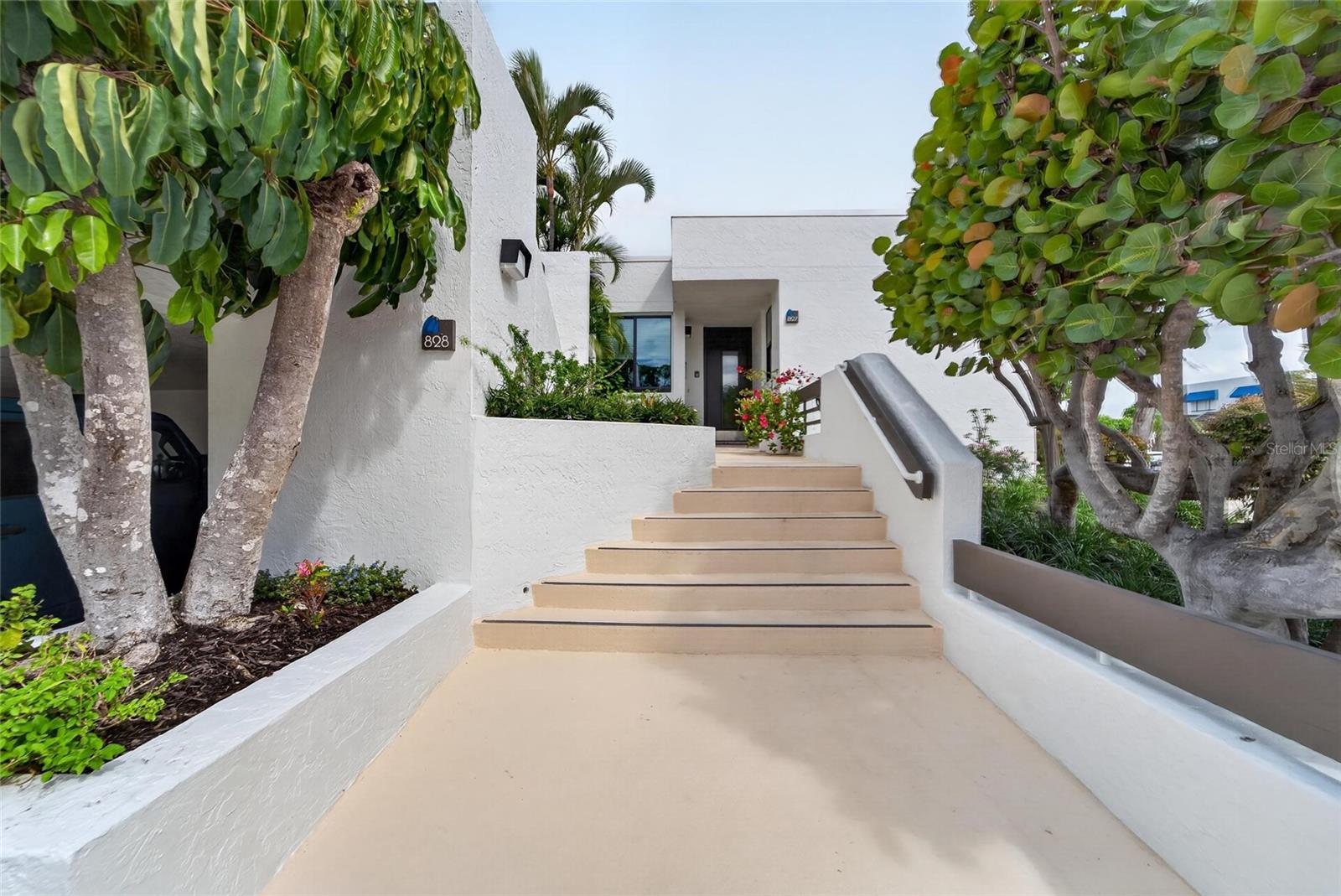 Image 2 of 64 For 828 Bayport Way 828