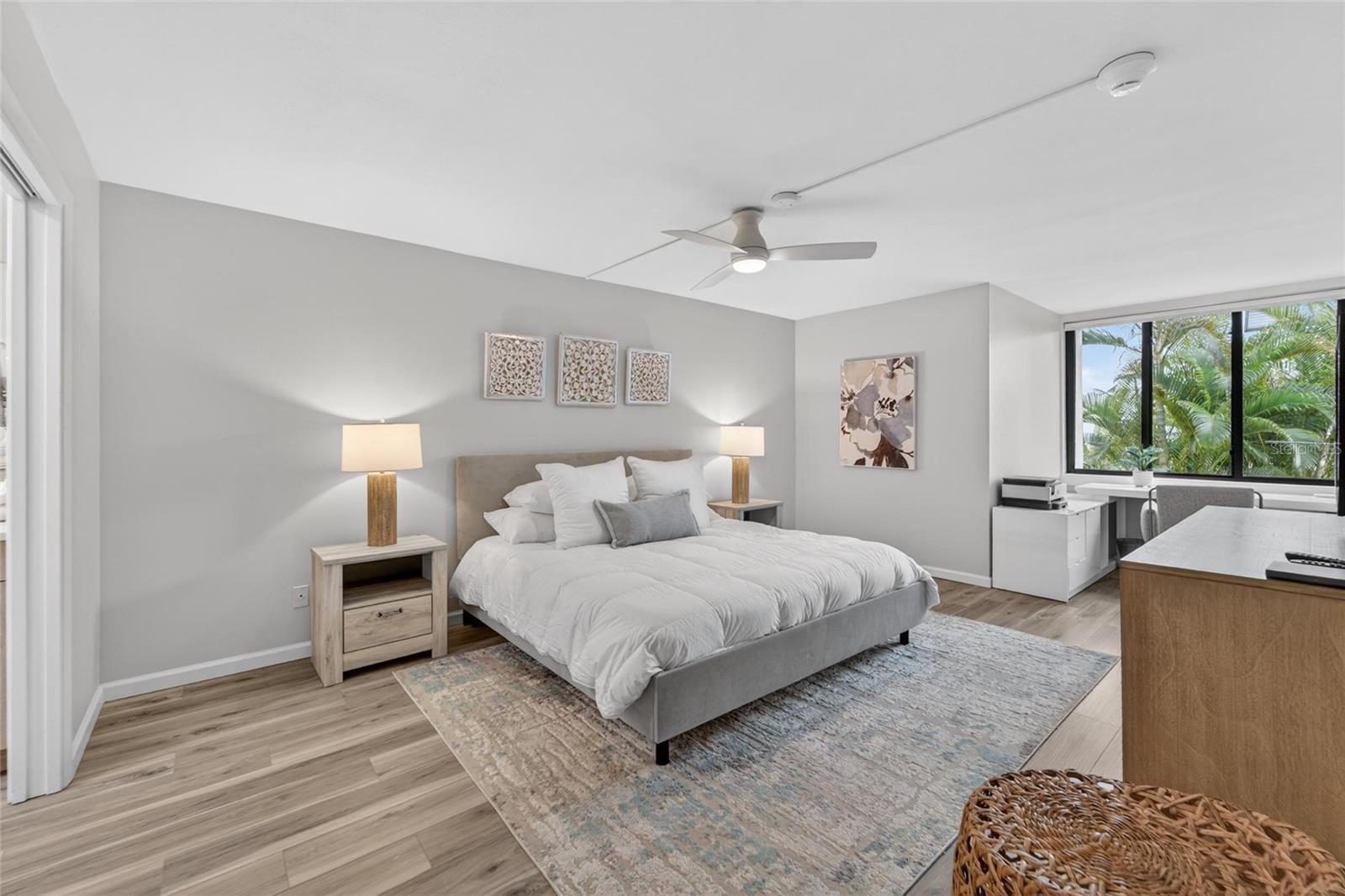 Image 24 of 64 For 828 Bayport Way 828