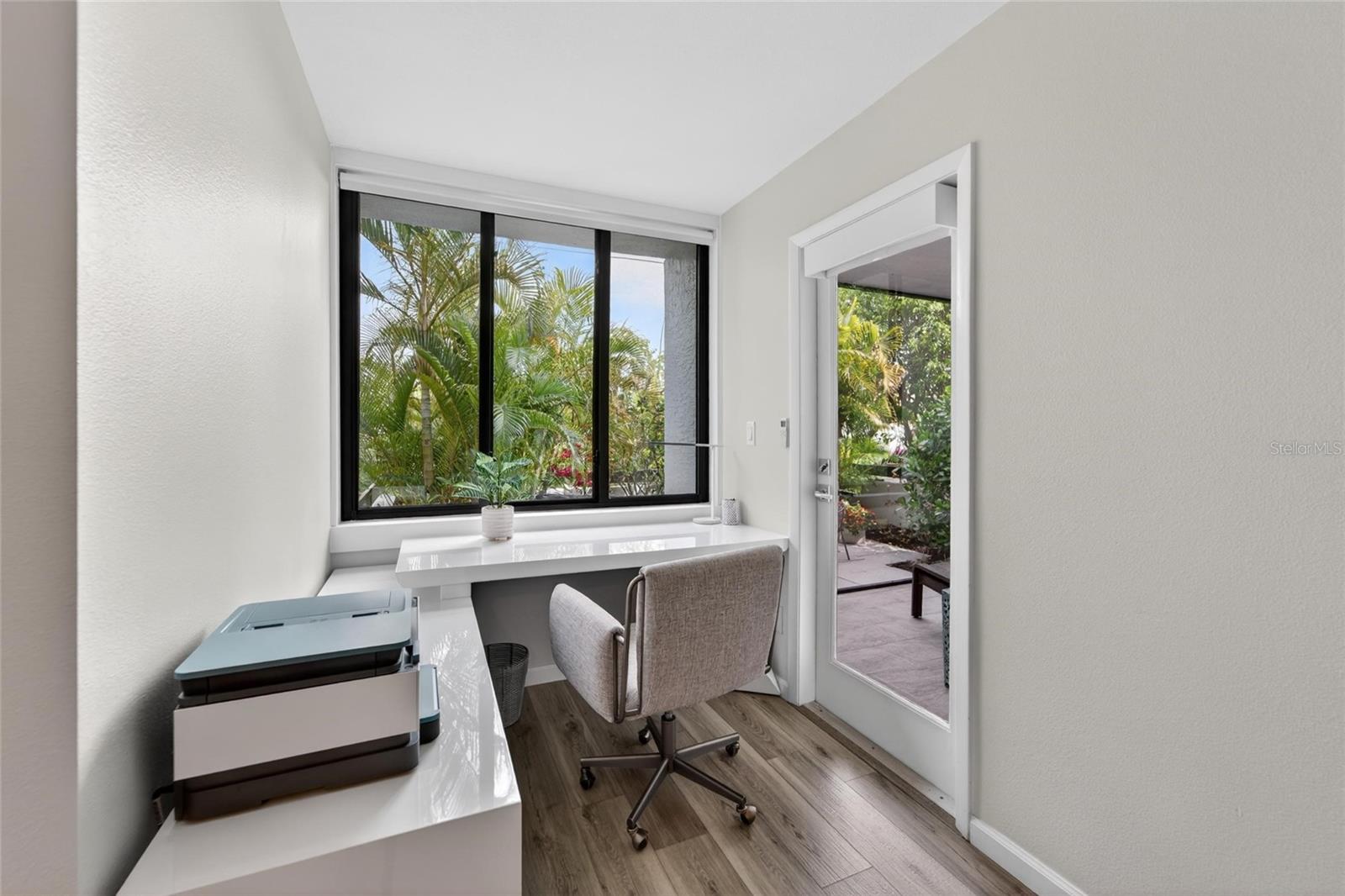 Image 28 of 64 For 828 Bayport Way 828