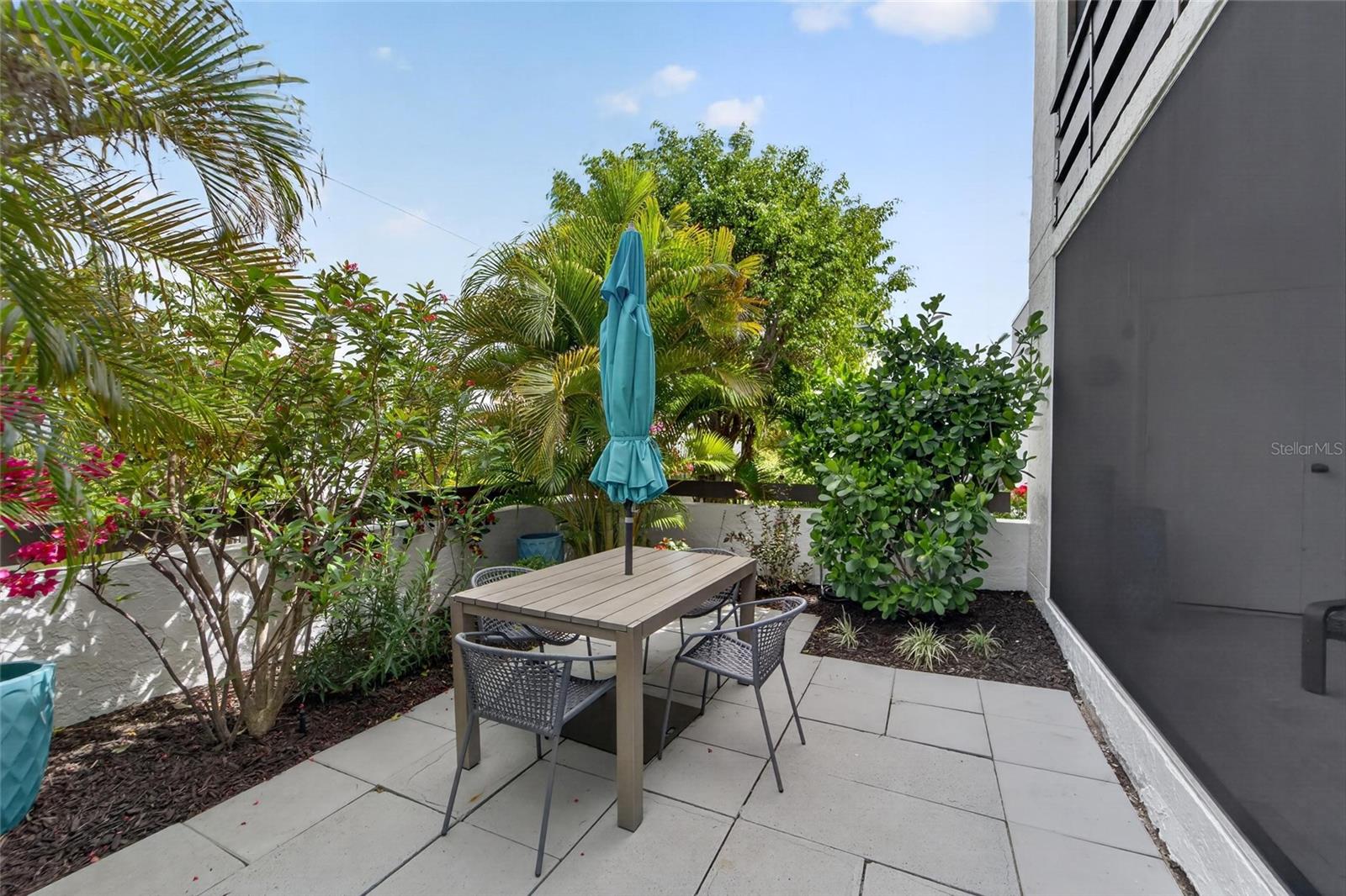 Image 45 of 64 For 828 Bayport Way 828