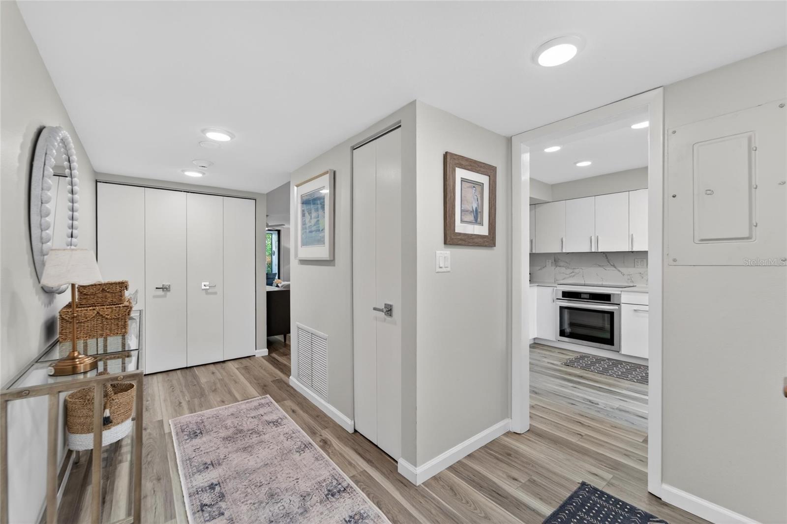 Image 5 of 64 For 828 Bayport Way 828