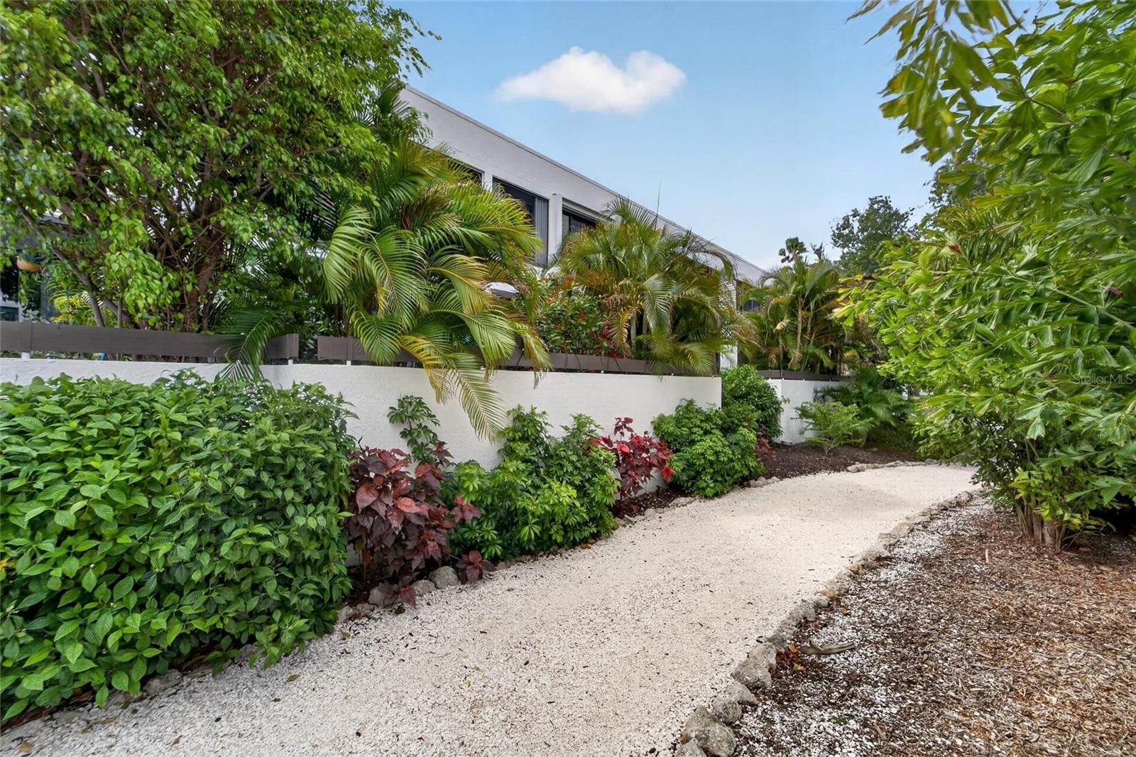 Image 50 of 64 For 828 Bayport Way 828