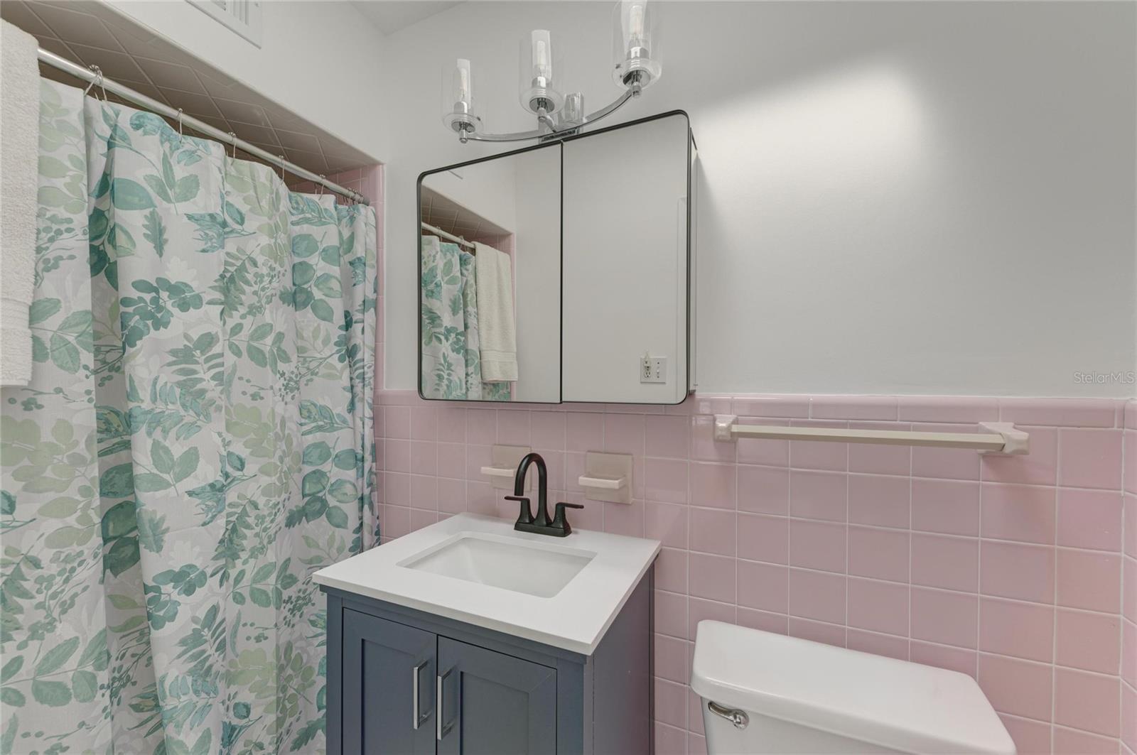 Listing photo id 14 for 315 Park Boulevard S