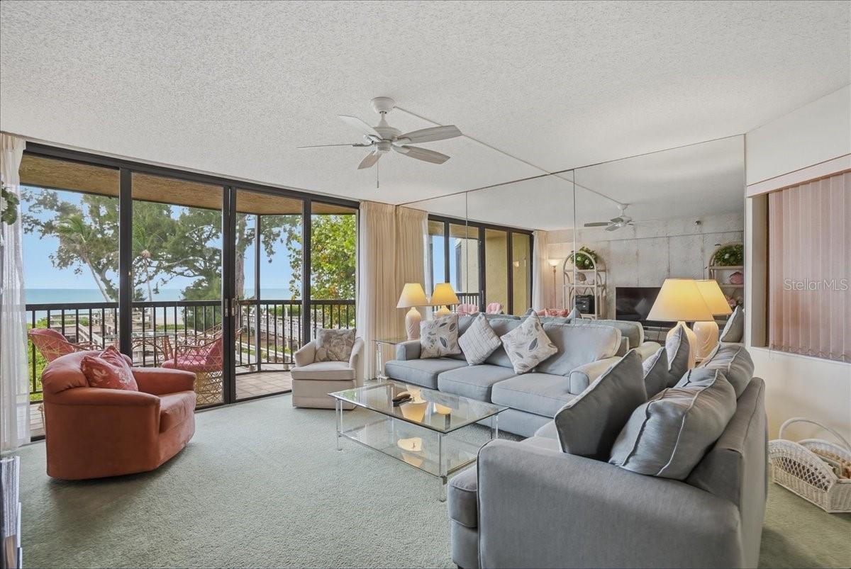 Image 17 of 44 For 5611 Gulf Of Mexico Drive 3