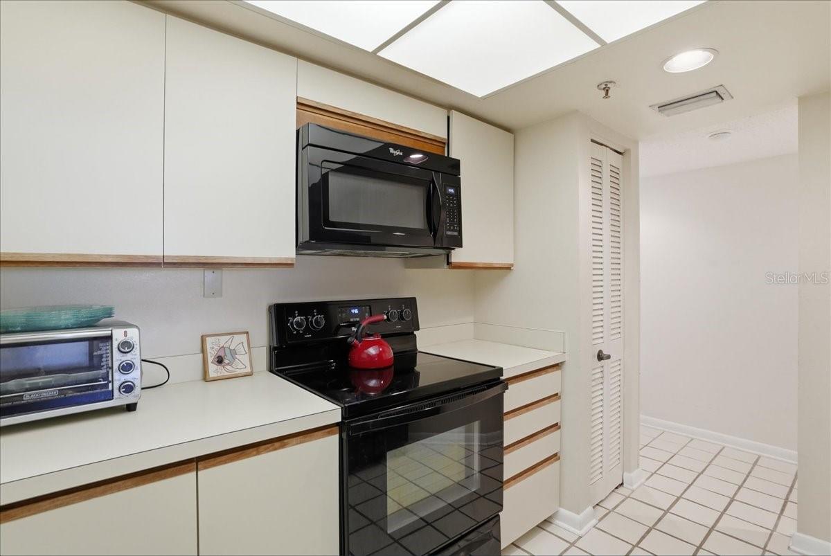 Image 26 of 44 For 5611 Gulf Of Mexico Drive 3