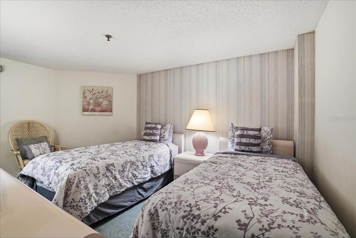 Image 36 of 44 For 5611 Gulf Of Mexico Drive 3