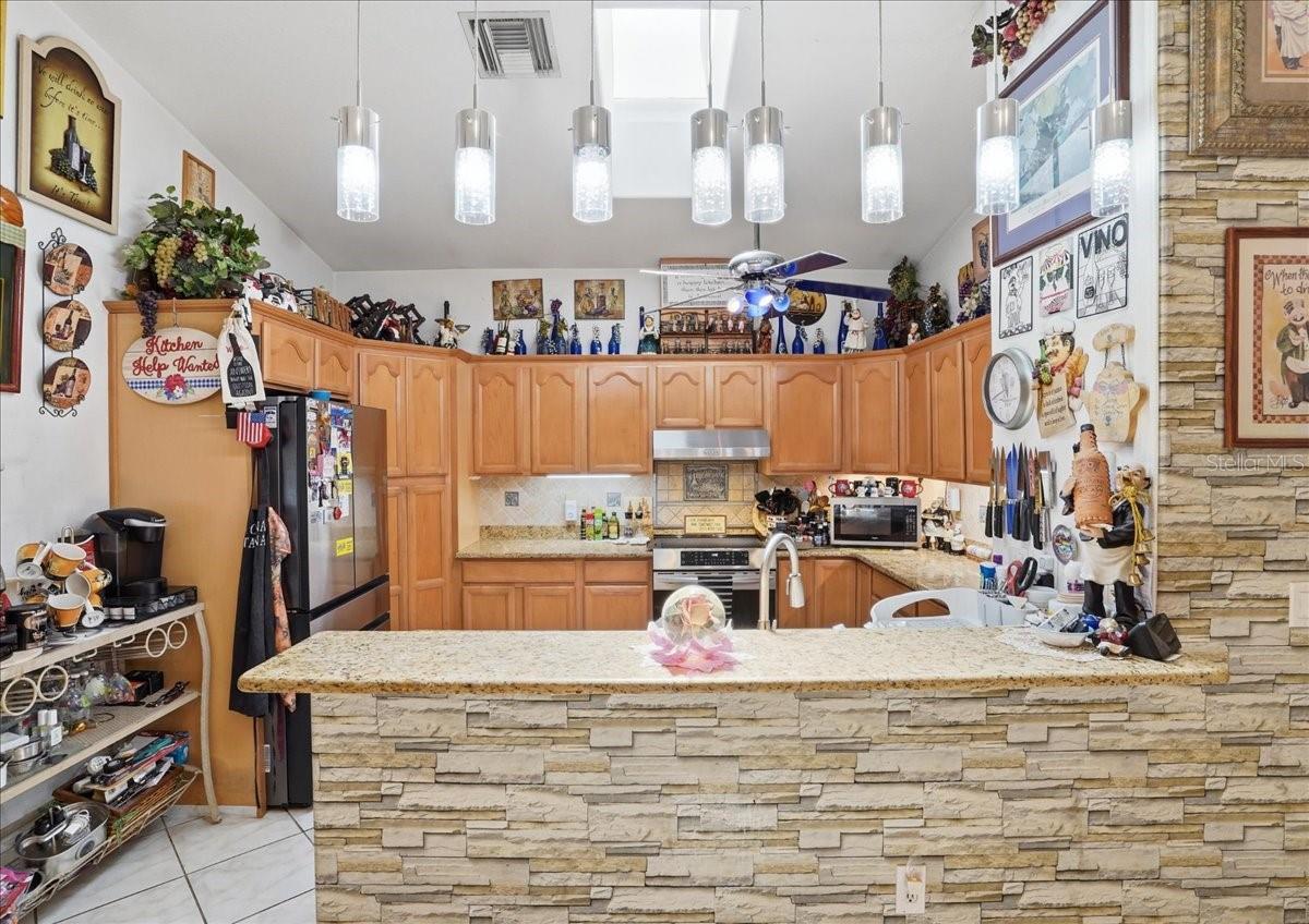 Image 12 of 47 For 6993 Manniz Road