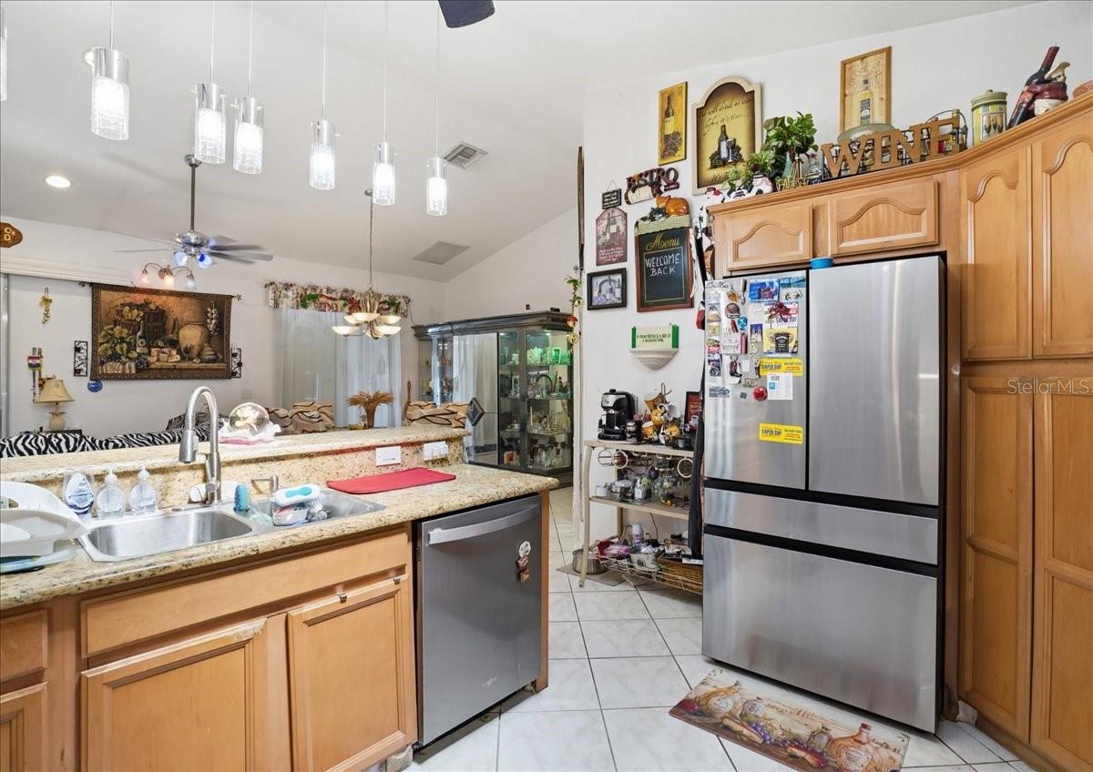 Image 16 of 47 For 6993 Manniz Road