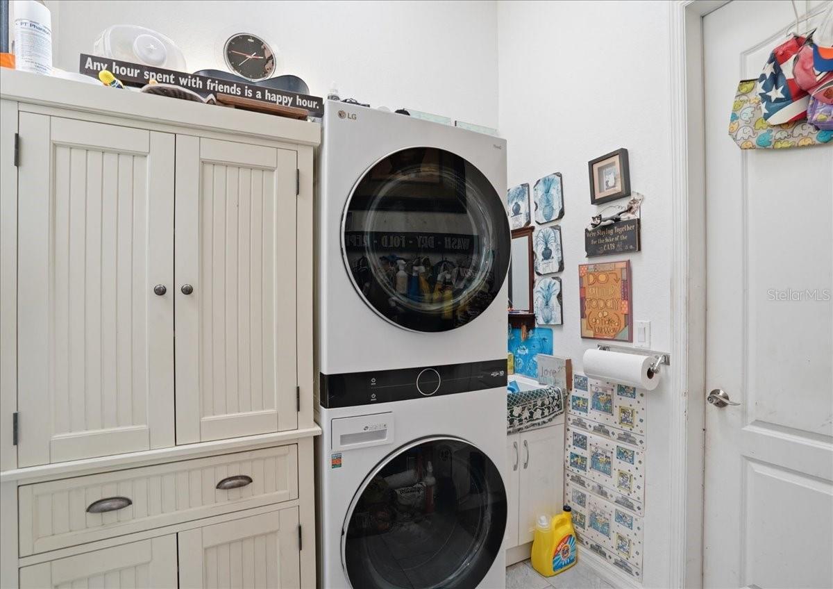 Image 17 of 47 For 6993 Manniz Road