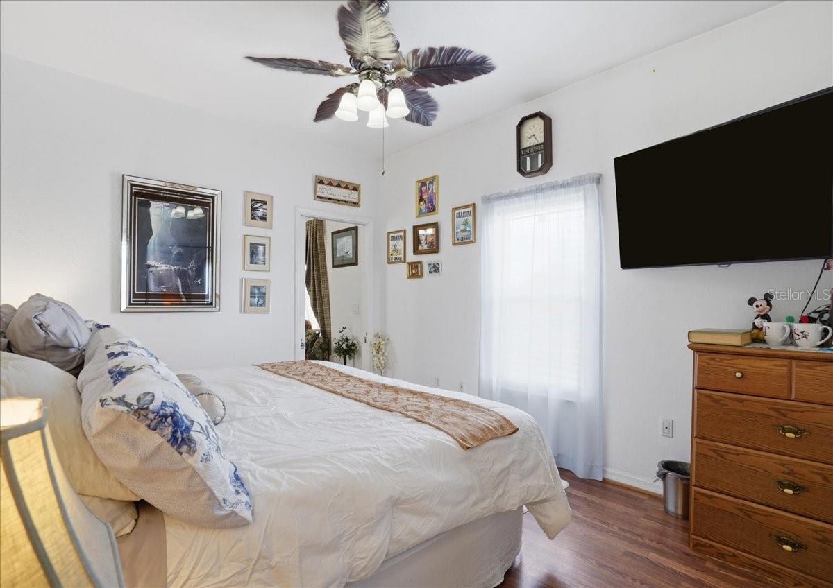 Image 19 of 47 For 6993 Manniz Road