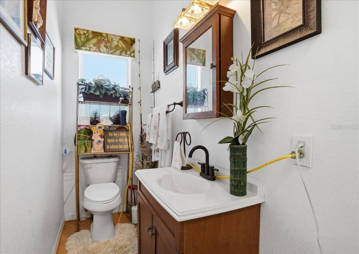 Image 38 of 47 For 6993 Manniz Road