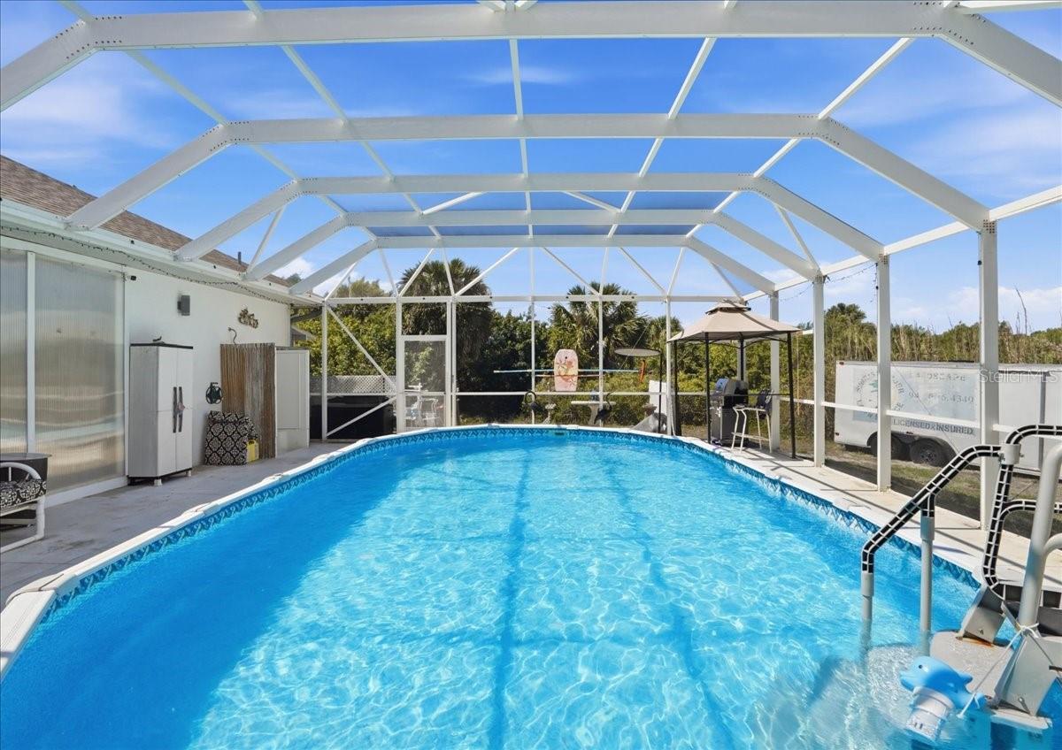 Image 4 of 47 For 6993 Manniz Road