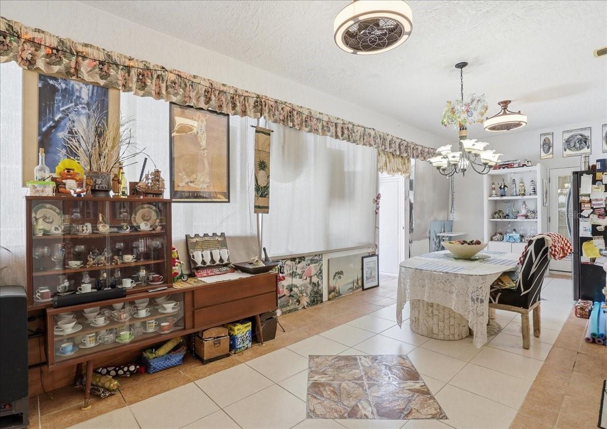 Image 40 of 47 For 6993 Manniz Road