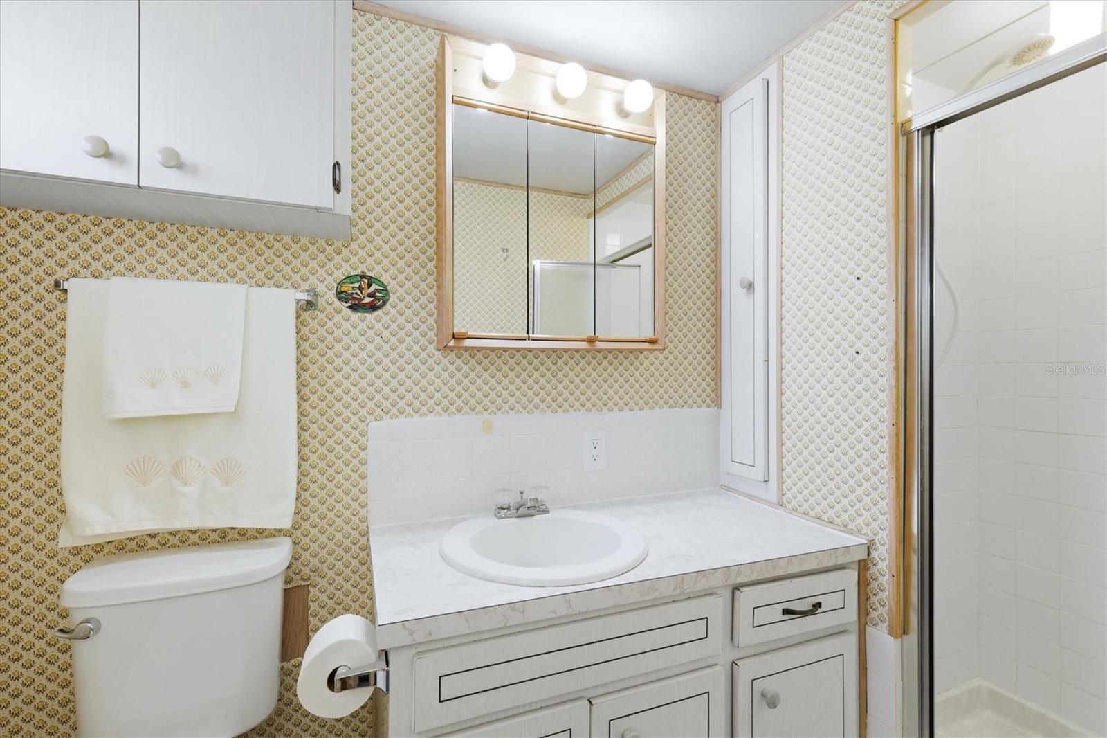 Image 15 of 48 For 1419 41st Avenue E