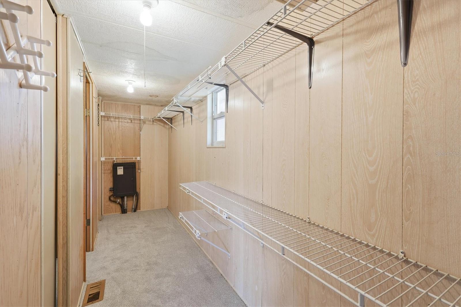 Image 16 of 48 For 1419 41st Avenue E