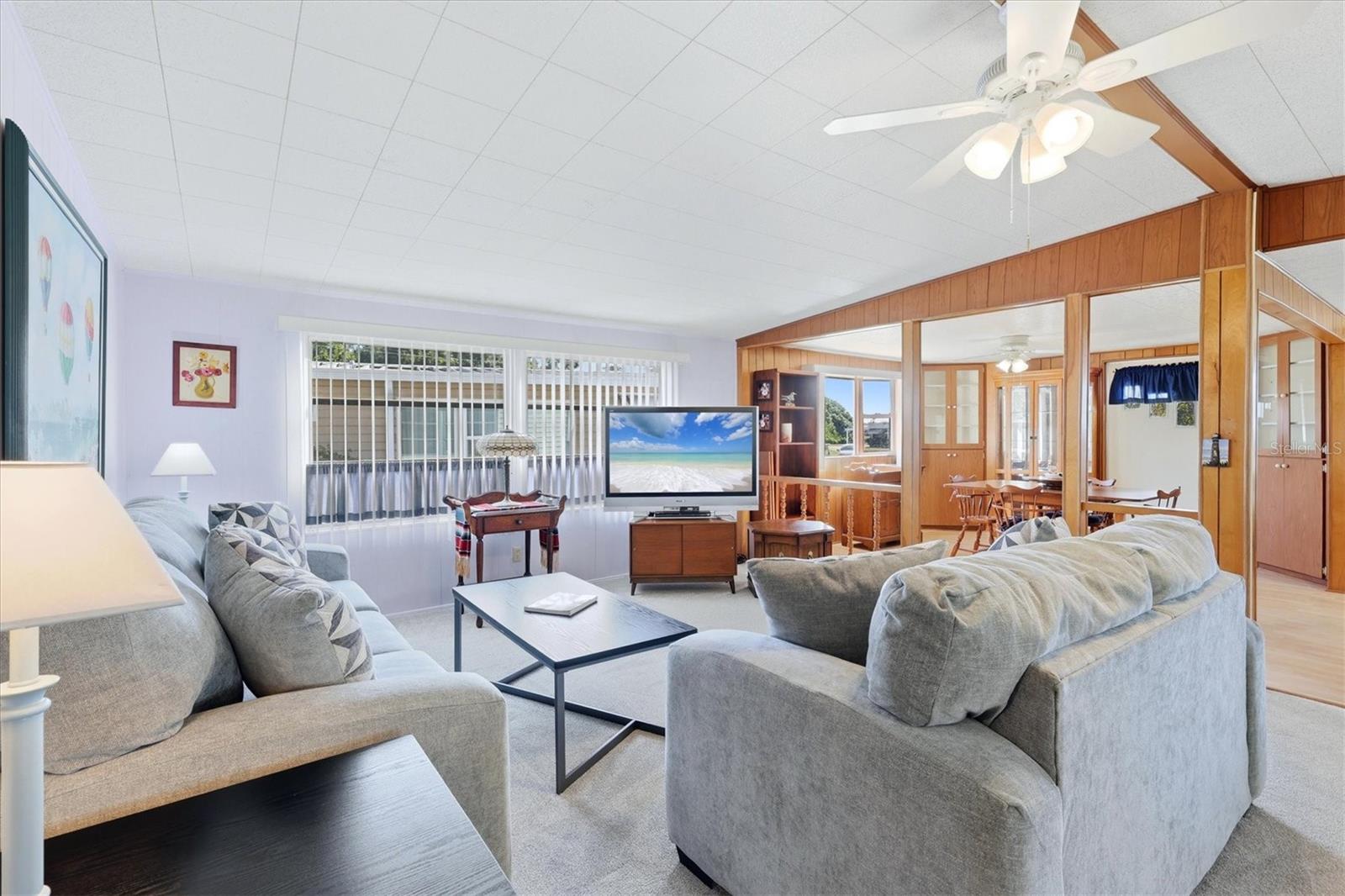 Image 3 of 48 For 1419 41st Avenue E