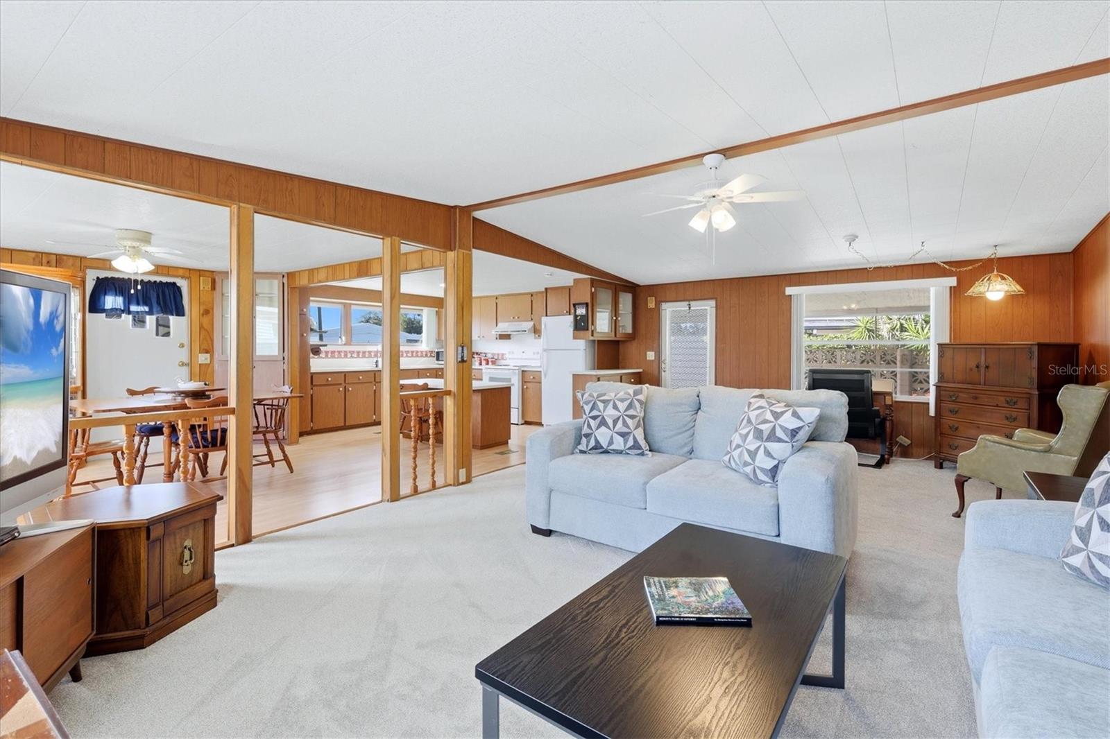 Image 6 of 48 For 1419 41st Avenue E