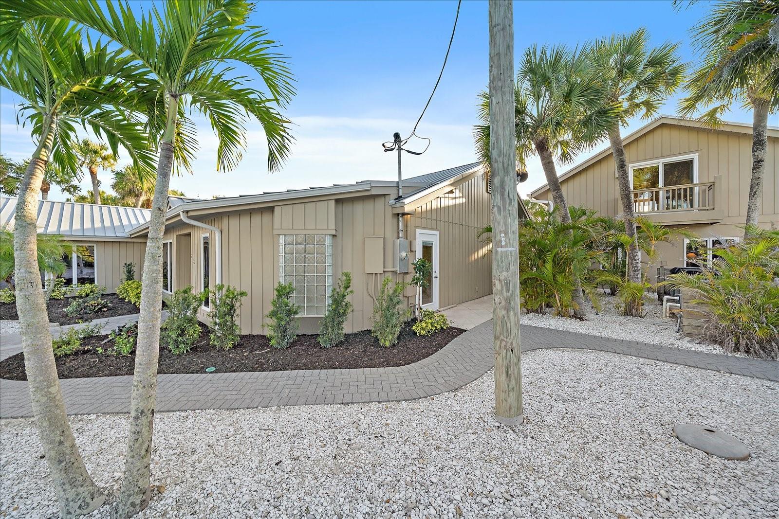 Listing photo id 13 for 756 Manasota Key Road