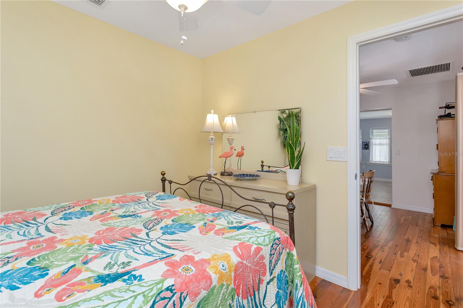 Image 13 of 40 For 14 Braden Castle Drive