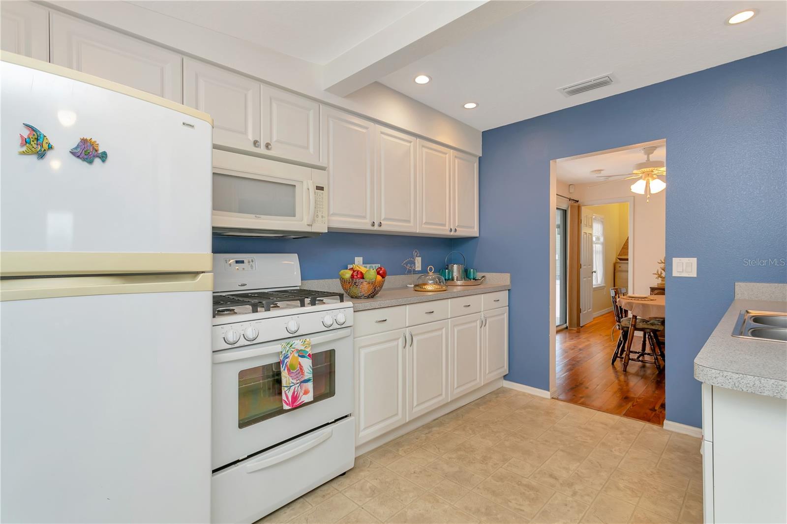 Image 18 of 40 For 14 Braden Castle Drive