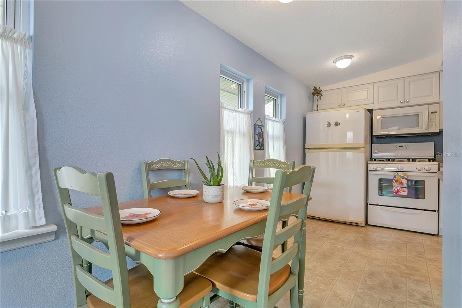 Image 21 of 40 For 14 Braden Castle Drive