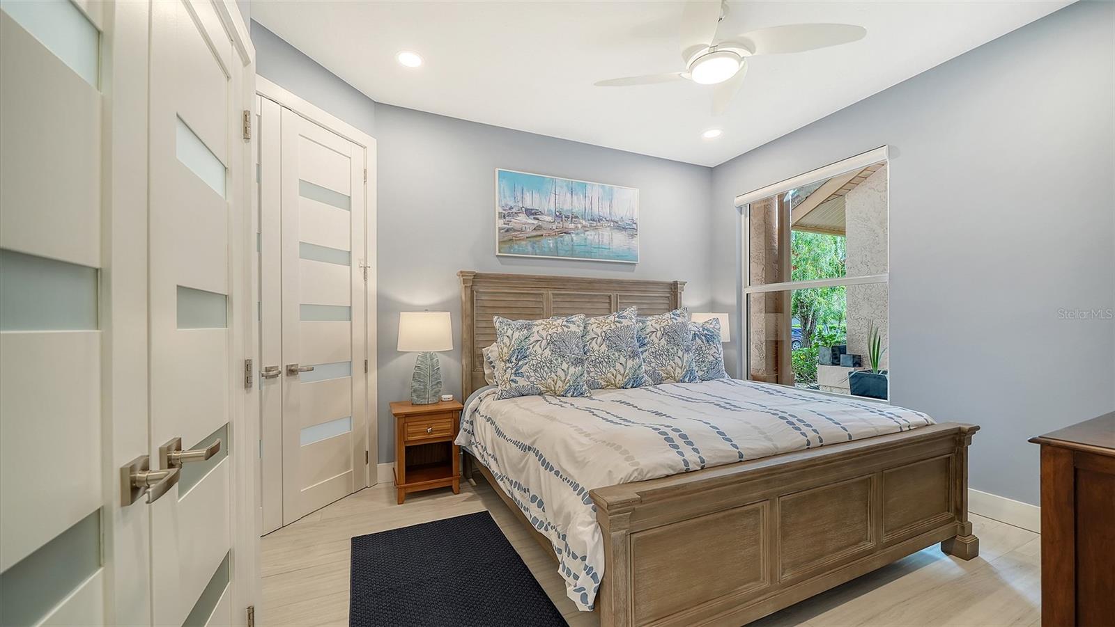 Listing photo id 41 for 7198 Del Lago Drive