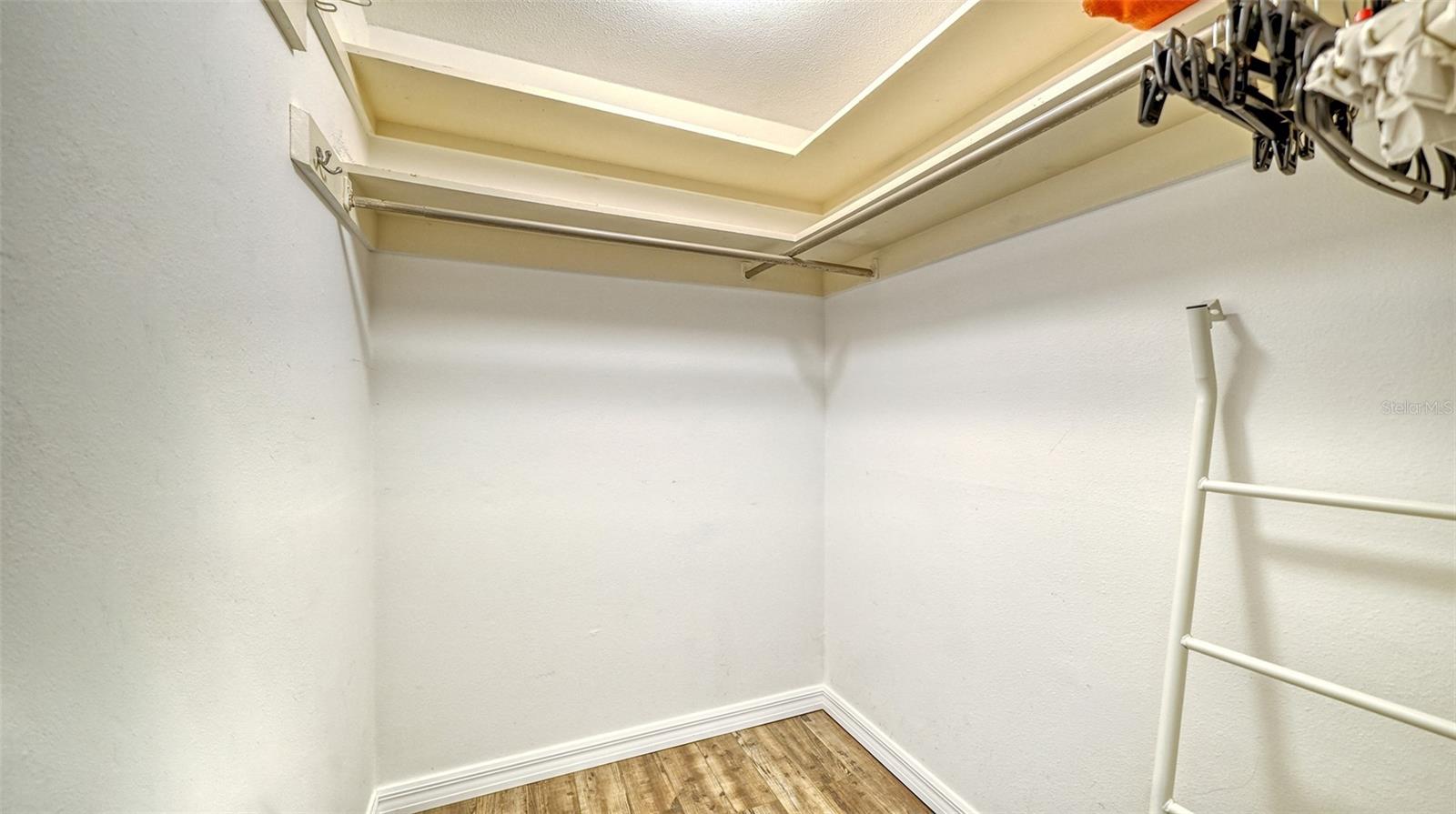 Listing photo id 49 for 7198 Del Lago Drive