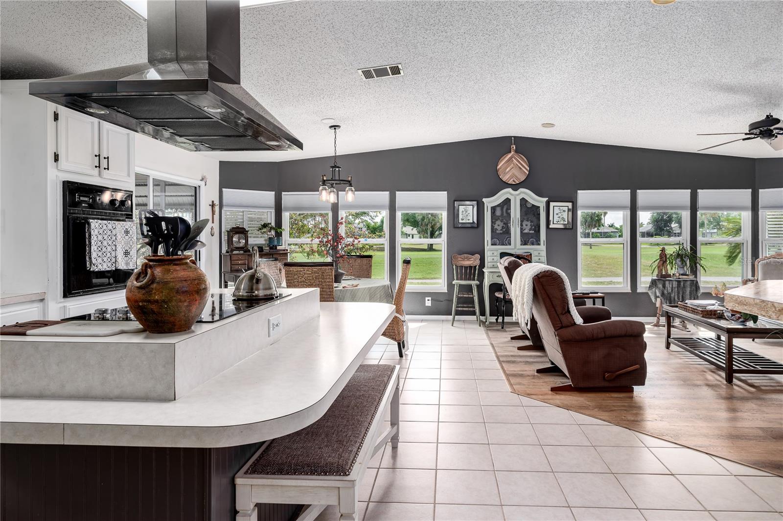 Image 11 of 46 For 8520 Countess Avenue Circle