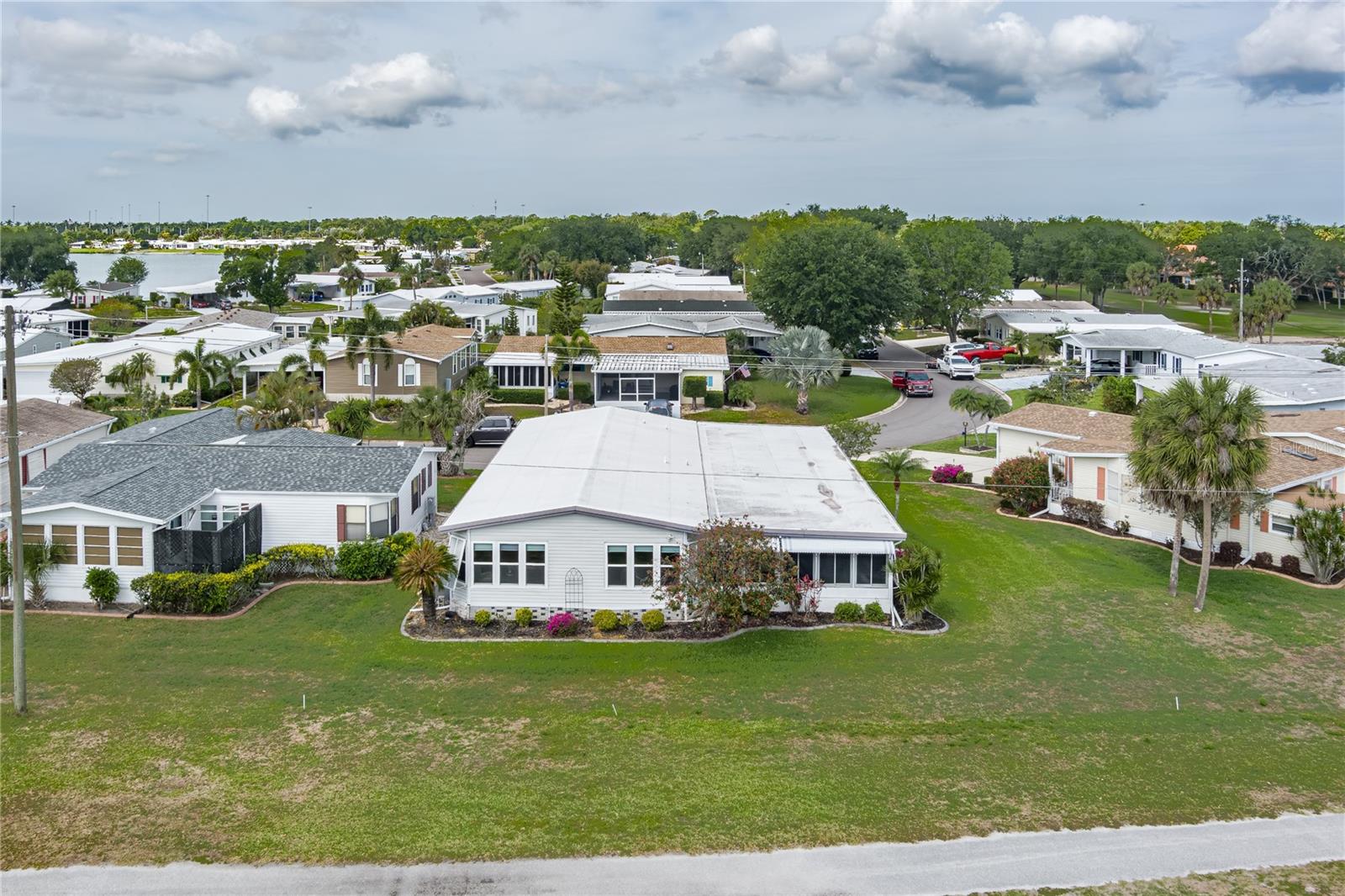 Image 32 of 46 For 8520 Countess Avenue Circle