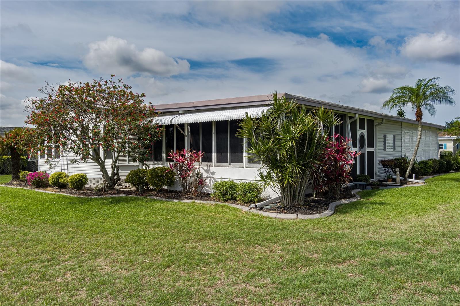 Image 33 of 46 For 8520 Countess Avenue Circle