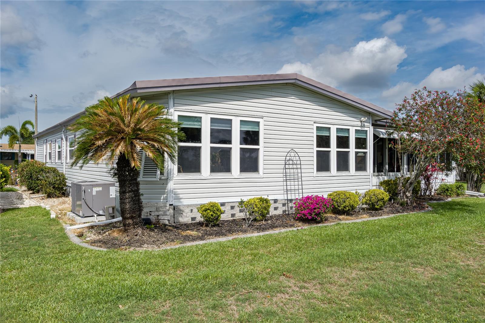 Image 35 of 46 For 8520 Countess Avenue Circle