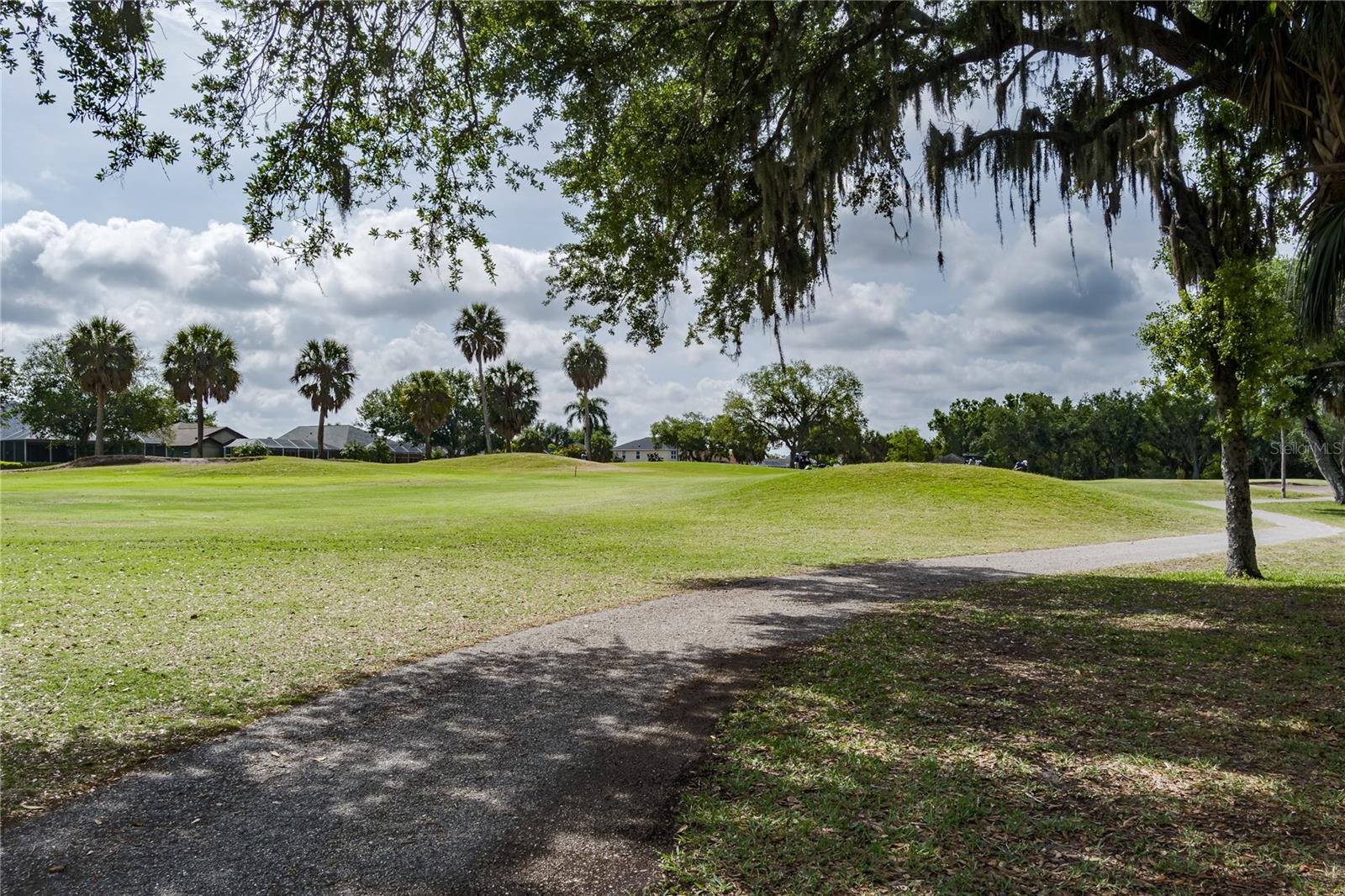 Image 36 of 46 For 8520 Countess Avenue Circle