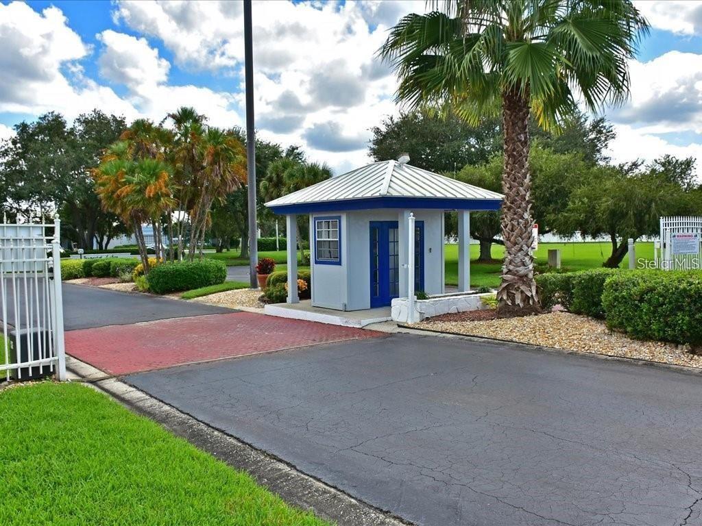 Image 43 of 46 For 8520 Countess Avenue Circle