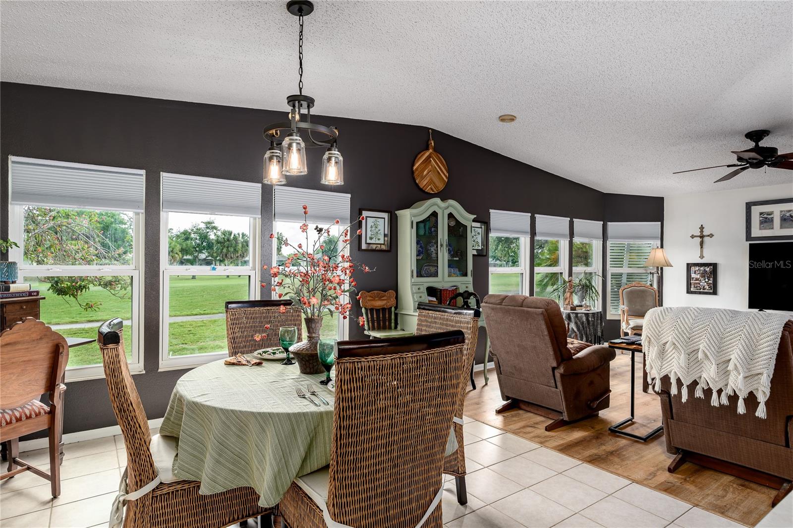 Image 6 of 46 For 8520 Countess Avenue Circle