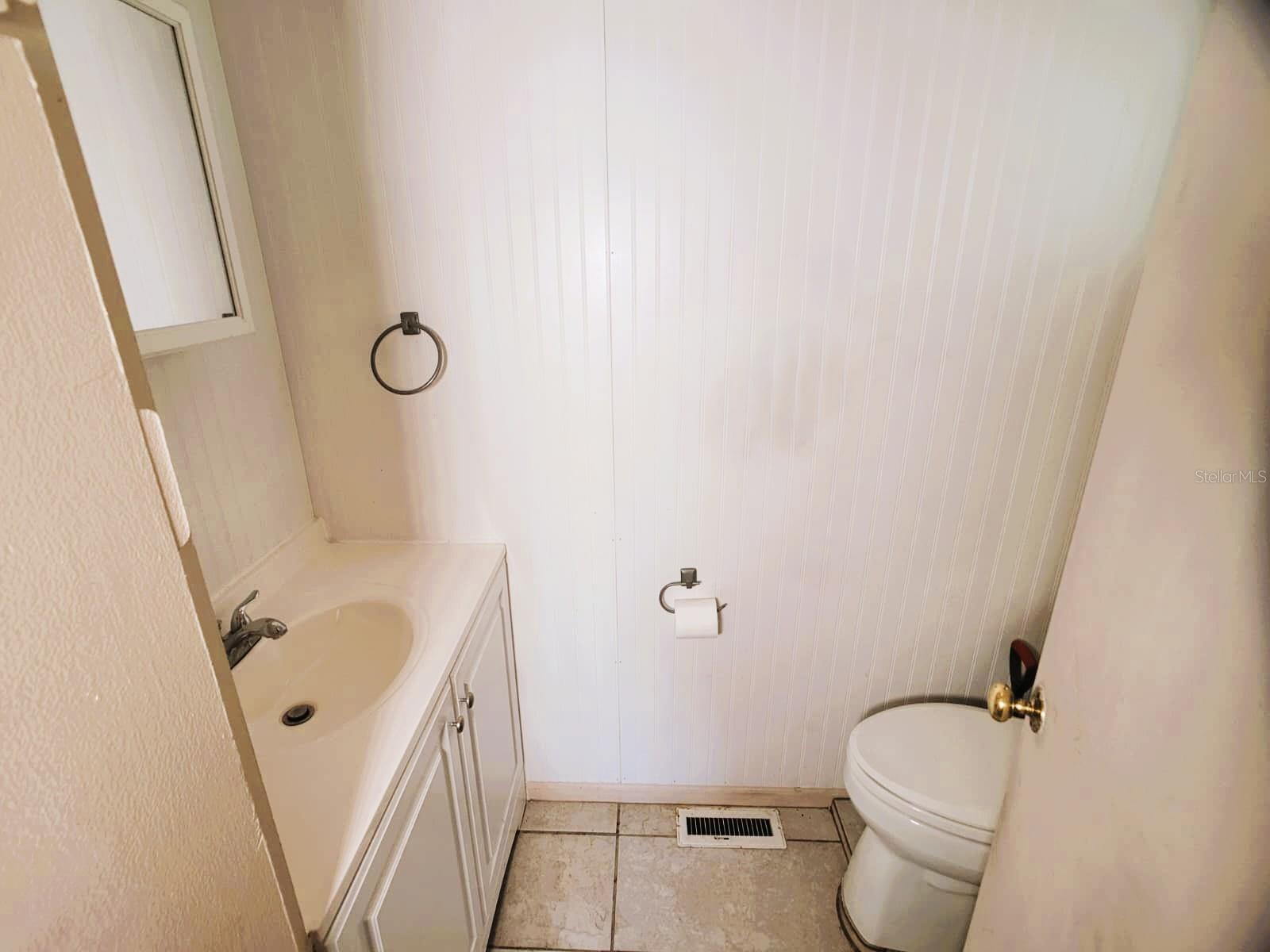 Image 15 of 16 For 407 51st Avenue Terrace W