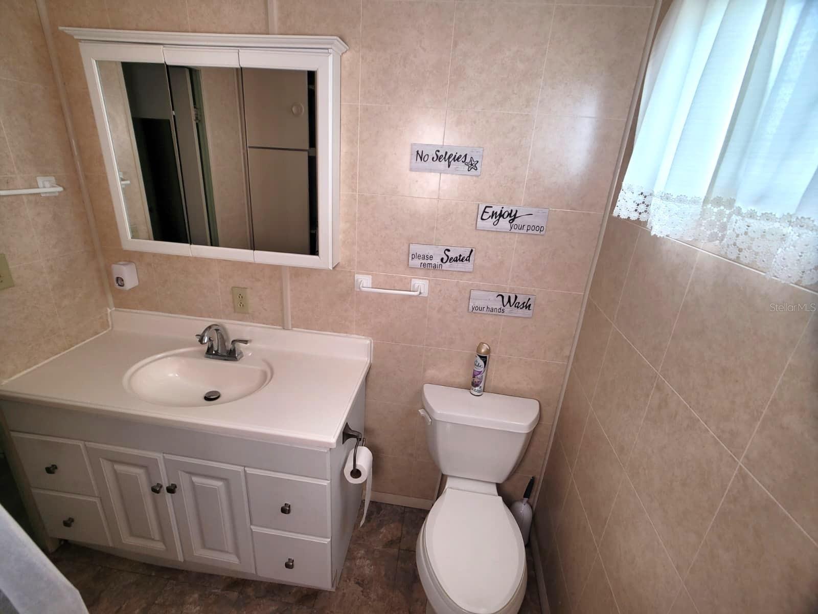 Image 5 of 16 For 407 51st Avenue Terrace W