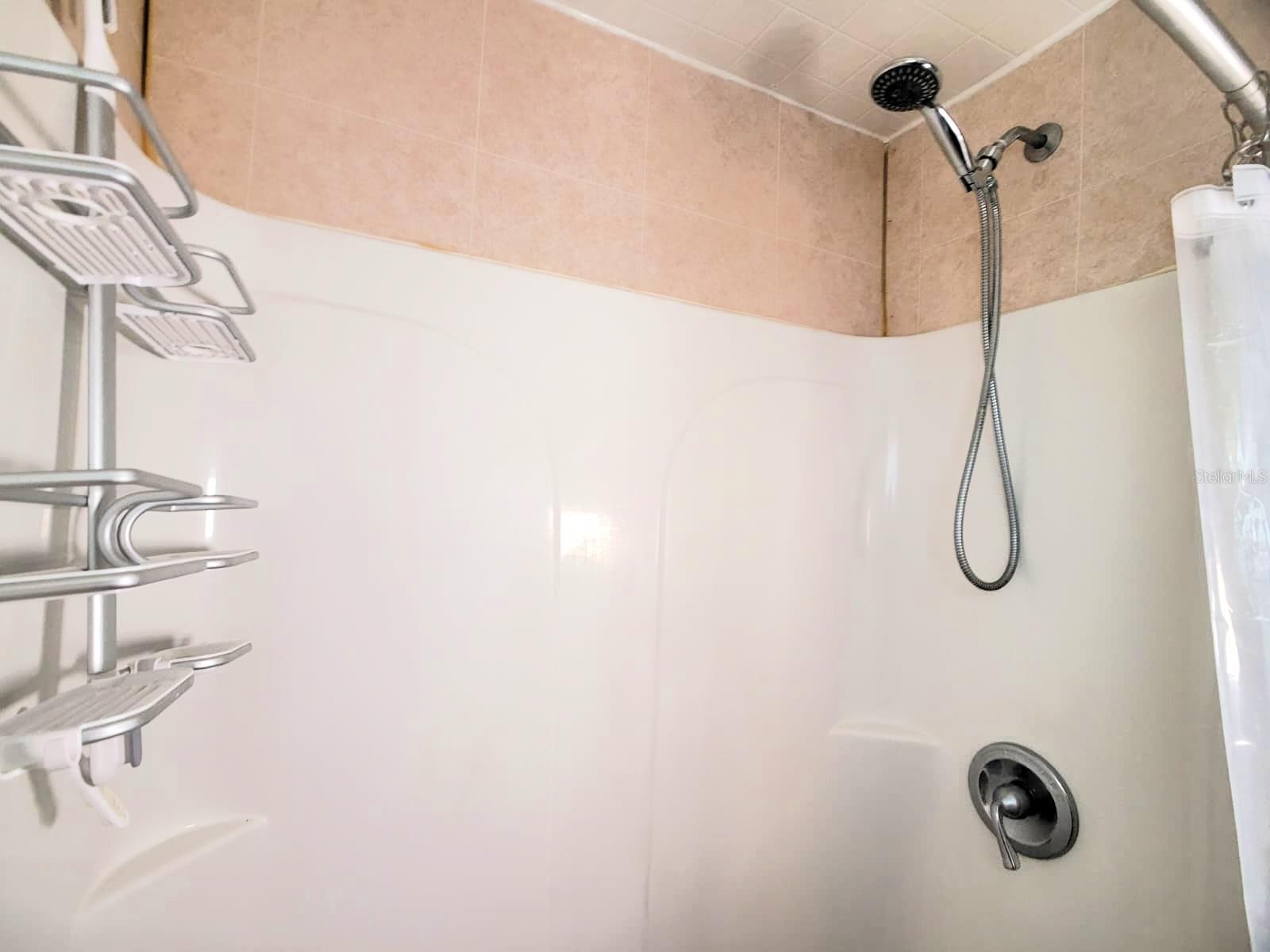 Image 6 of 16 For 407 51st Avenue Terrace W