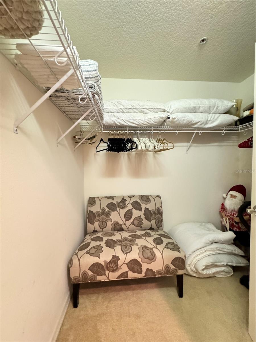 Image 18 of 45 For 7212 Hamilton Road 7212